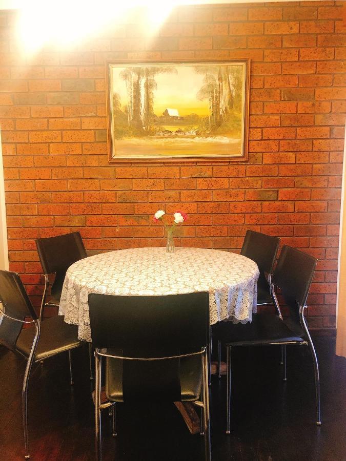 Apartamento Golden House Springvale Exterior foto